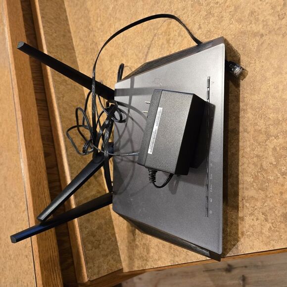 NETGEAR Nighthawk AC1900 Dual Band Wi-Fi Gigabit Router (R7000)electronics Home - Picture 4 of 14